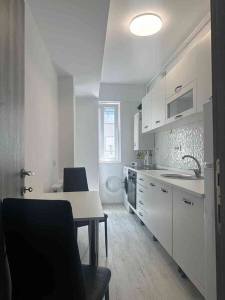 Sector 3, Gura Calitei, Titan,