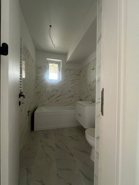 Sector 3, Gura Calitei, Titan,